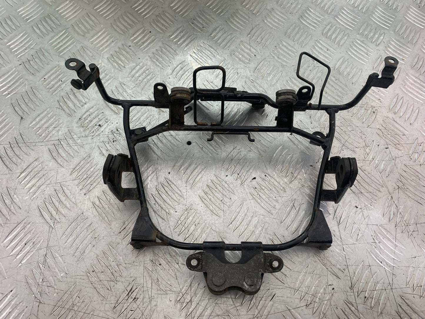 KAWASAKI Z750 Z 750 FAIRING BRACKET  YEAR 2004-2006  (CMB1234)