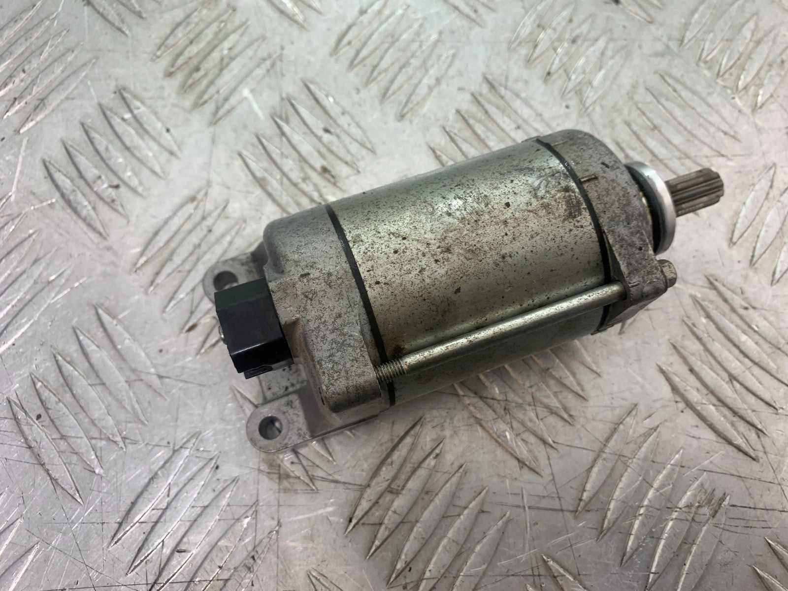 HONDA CBR1000 rr FIREBLADE STARTER MOTOR   YEAR 2012-2016 (CMB1198)