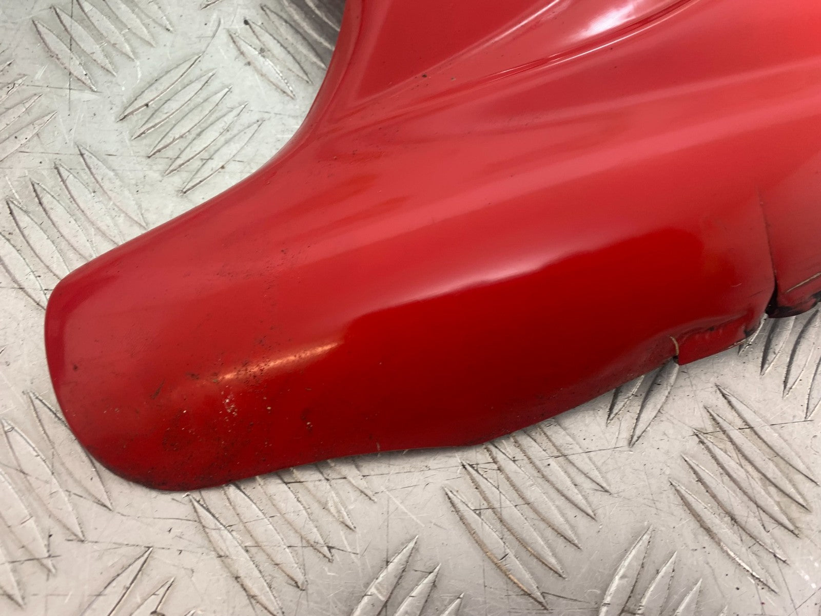 TRIUMPH 955i SPRINT ST RIGHT LOWER FAIRING  1999-2004 (CMB1176)
