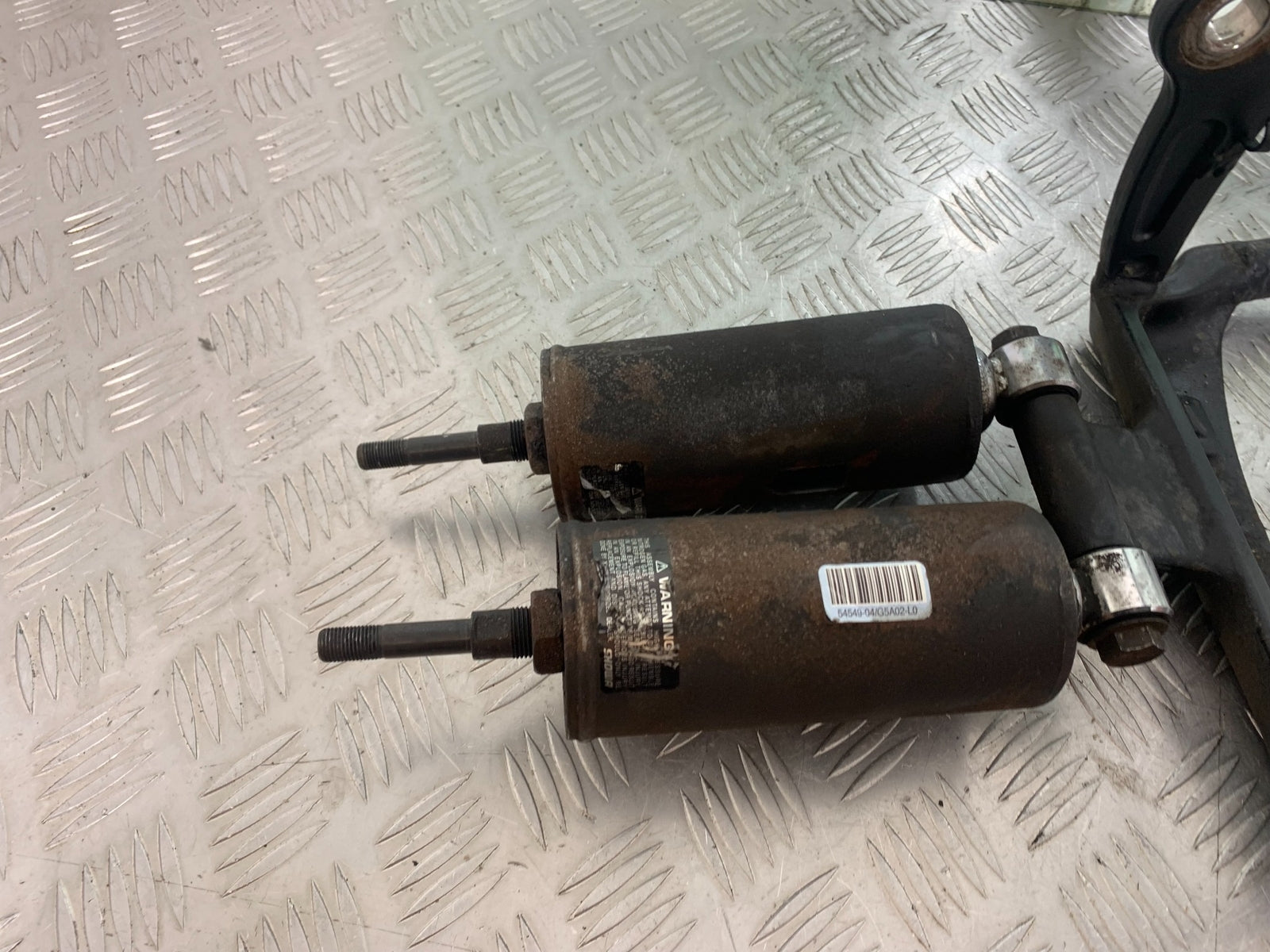 HARLEY DAVIDSON FXS BLACKLINE 1585 SWINGARM AND SHOCKS   YEAR 2012 (CMB1147)