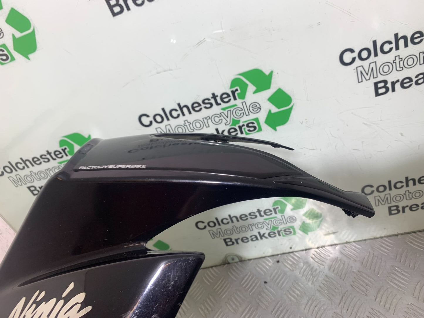 KAWASAKI ZX10R ZX10 R RIGHT FAIRING PANEL  2008-2010 (CMB1206)