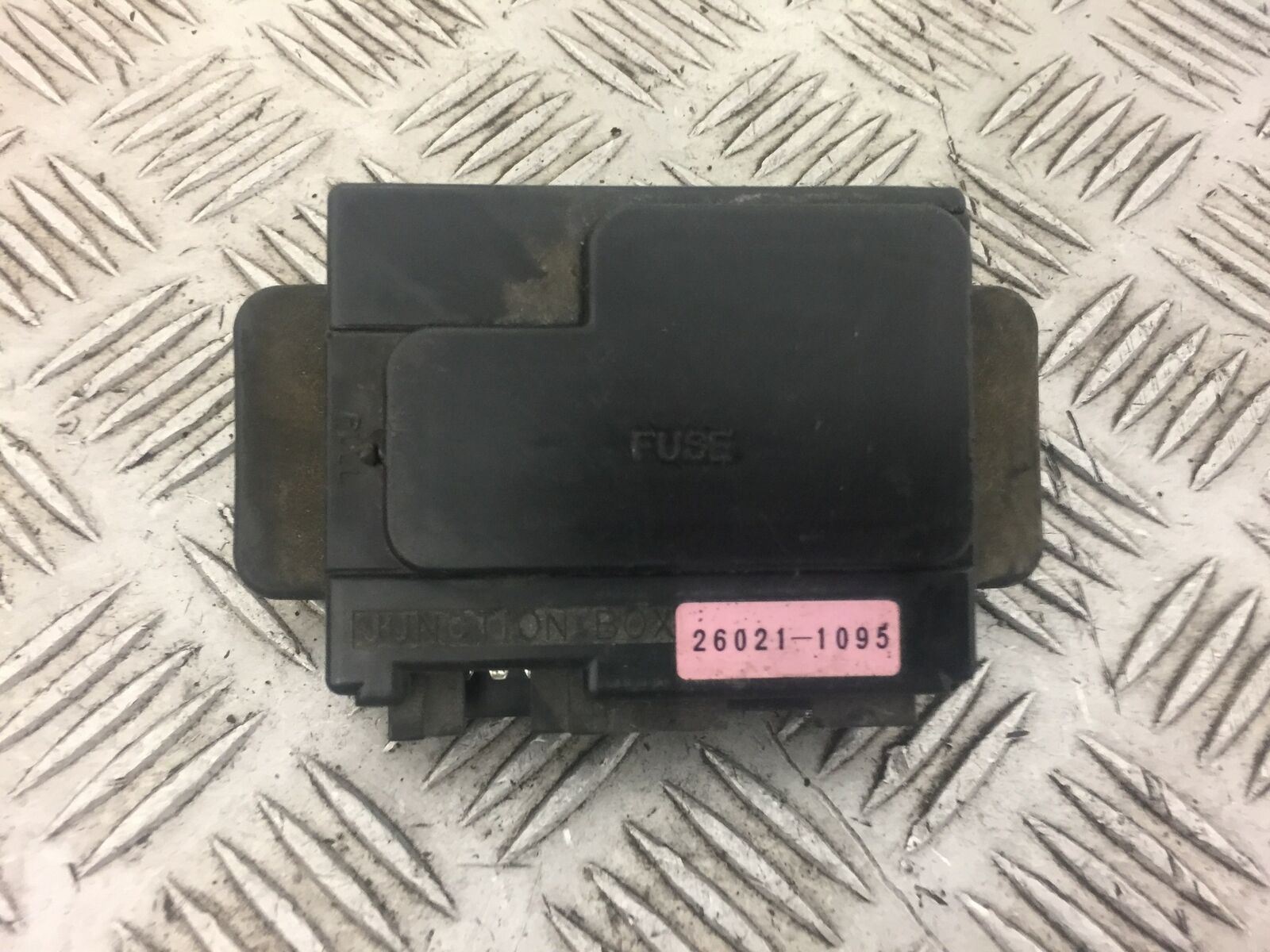 KAWASAKI ZX6R ZX6 J FUSE BOX  YEAR 2000  (STOCK 368)