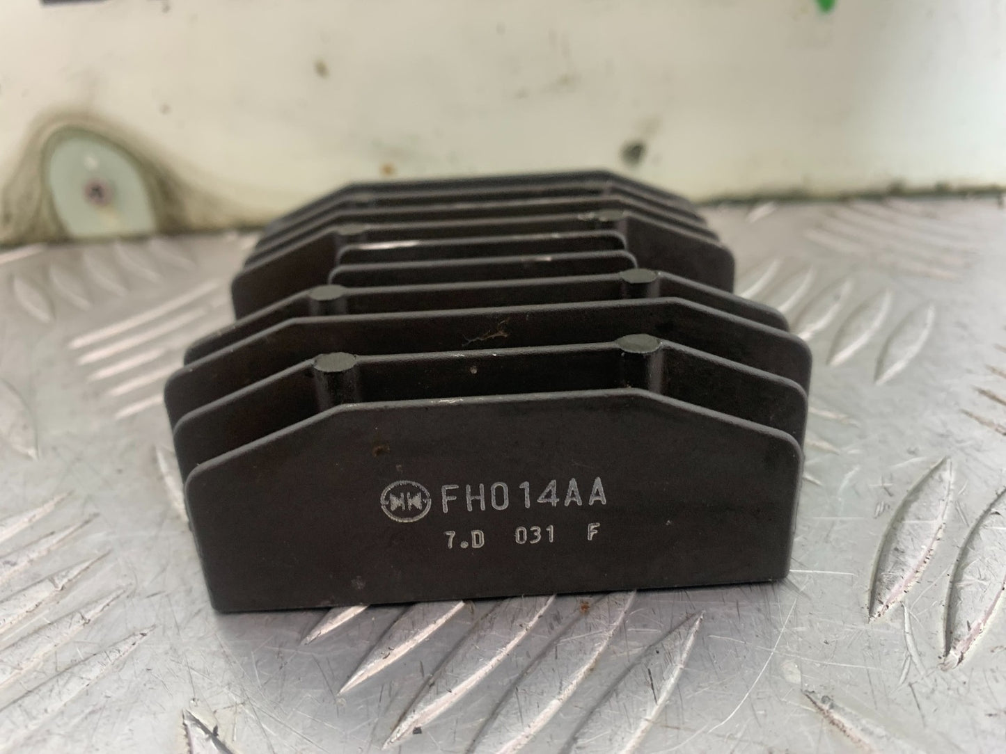 HONDA CBR1000 RR CBR 1000RR FIREBLADE REGULATOR RECTIFIER 2008-2011 (CMB1179)