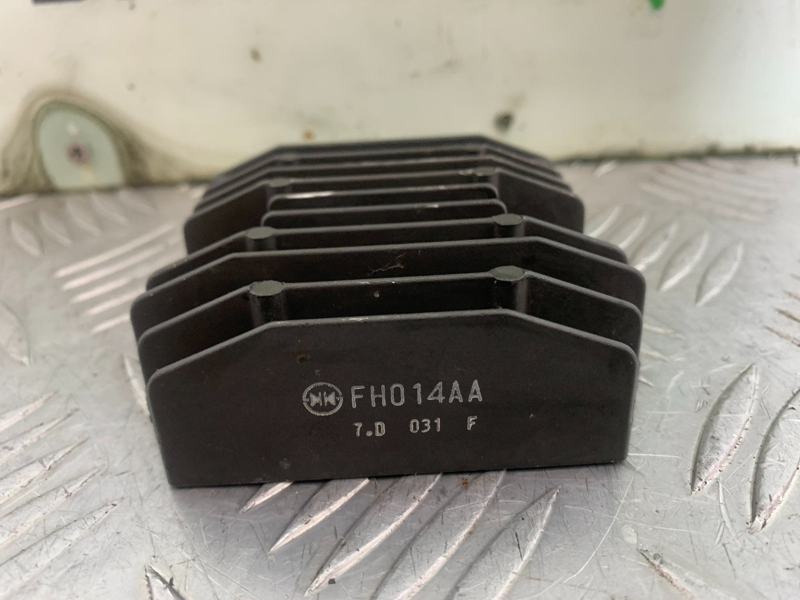 HONDA CBR1000 RR CBR 1000RR FIREBLADE REGULATOR RECTIFIER 2008-2011 (CMB1179)