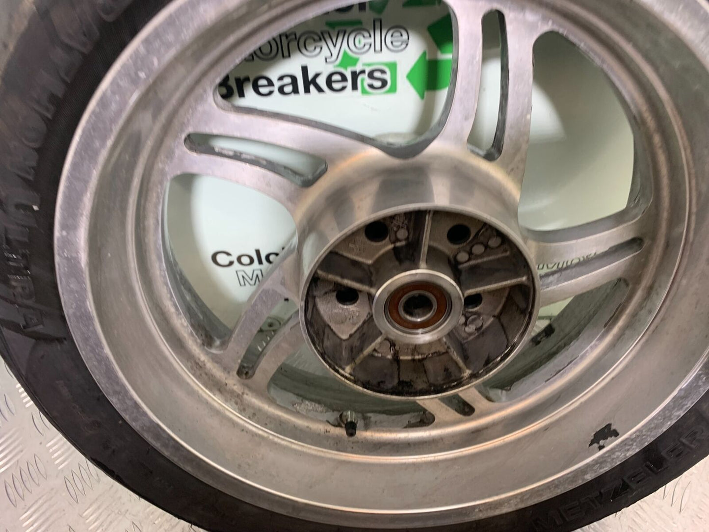 TRIUMPH THUNDERBIRD 1600 REAR WHEEL  YEAR 2011 (CMB1107)