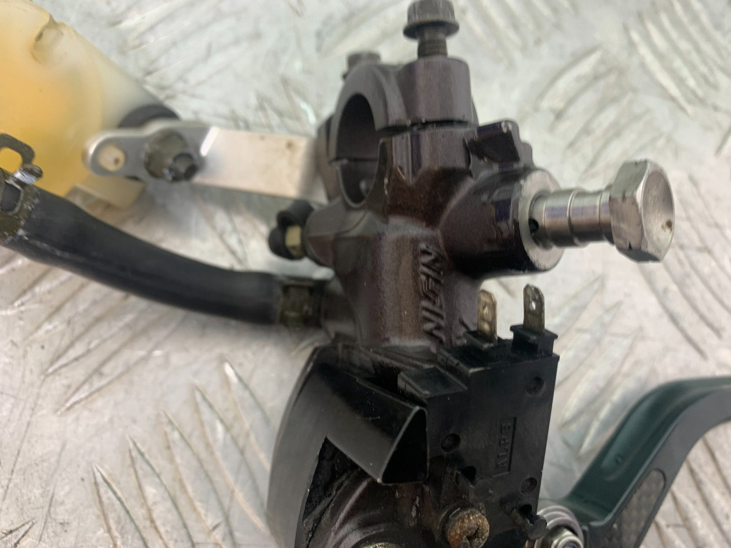 HONDA CBR1000 rr FIREBLADE BRAKE MASTER CYLINDER   YEAR 2006 (CMB1220)