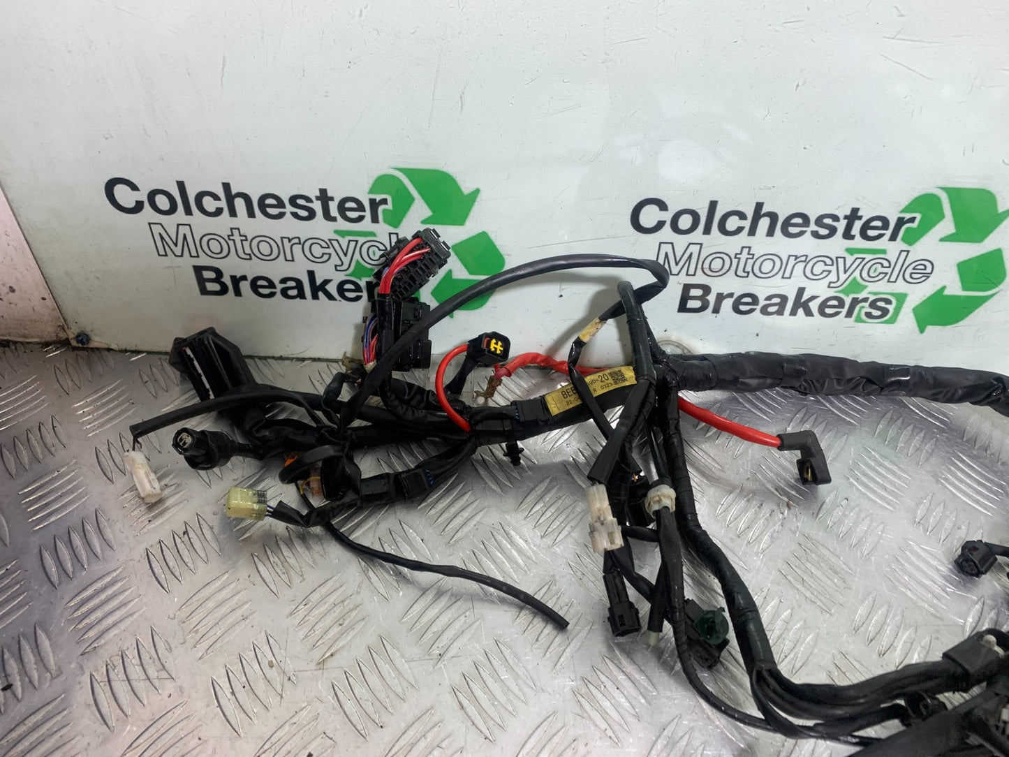 YAMAHA YZF R7 WIRING LOOM    YEAR 2022-2025 (CMB1255)