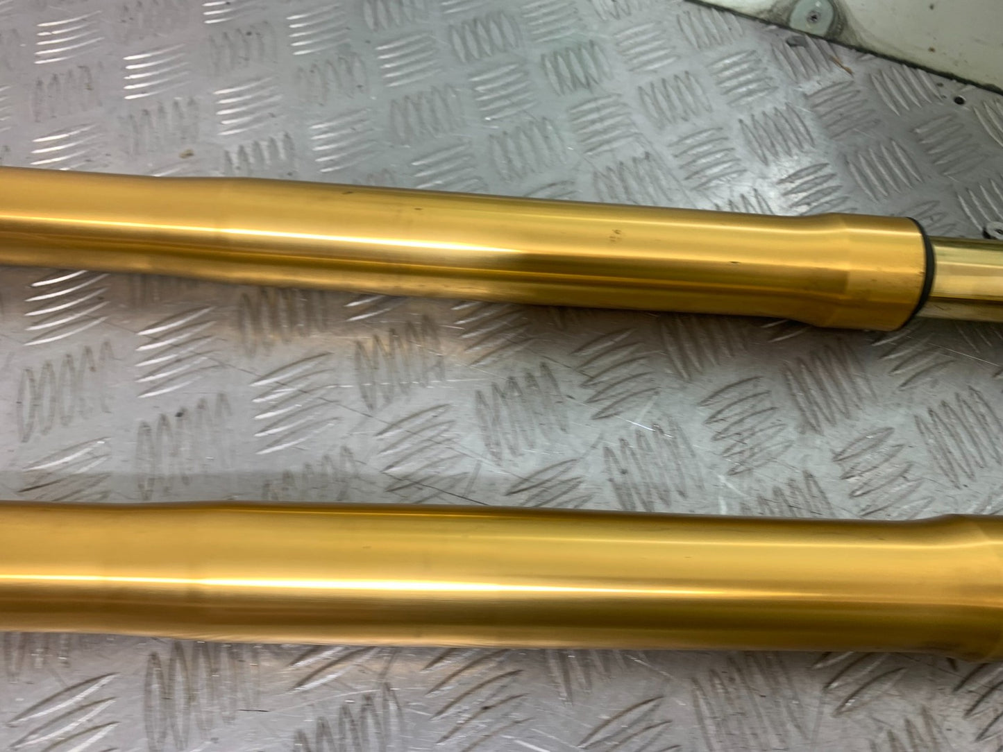 APRILIA RSV1000 R FACTORY MILLE OHLINS FORKS 2004-09 (CMB1203)