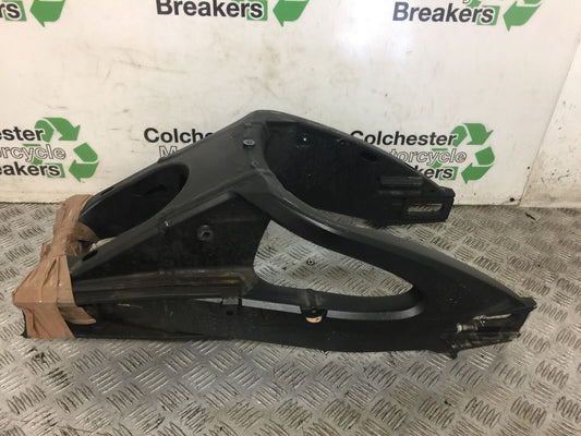 SUZUKI GSXR 750 L1-L5 SWINGARM YEAR 2012-2016 (STOCK 698)