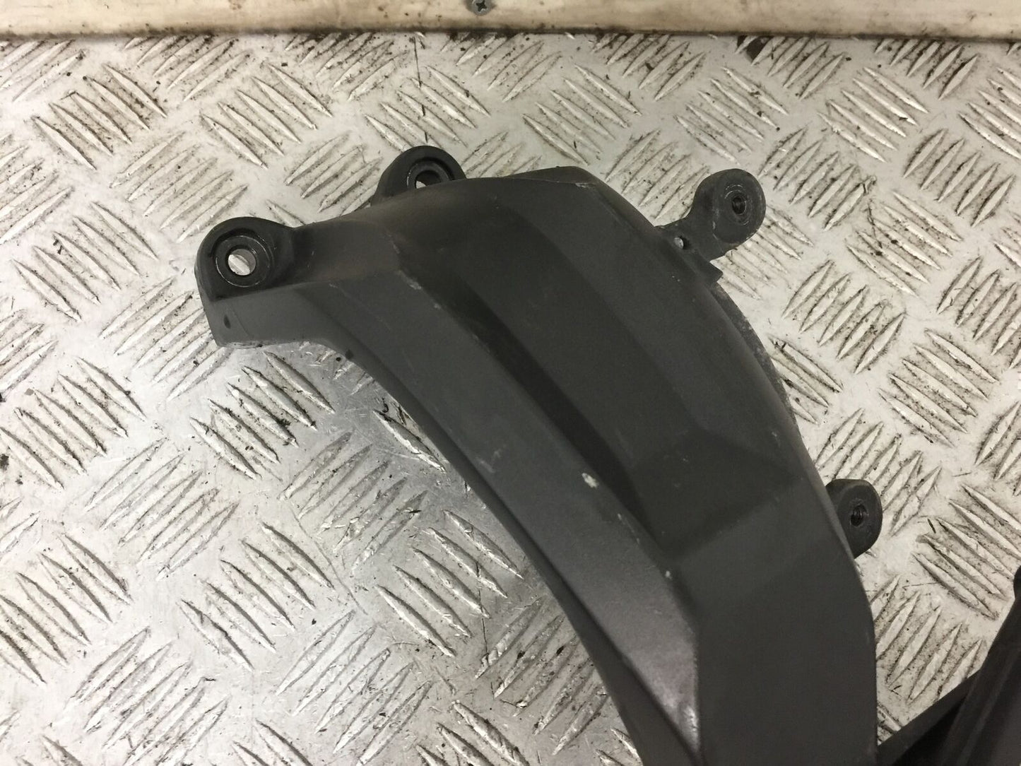 YAMAHA XT1200 Z SUPER TENERE LEFT REAR HANGER  YEAR  2010-2021 (STOCK 894)