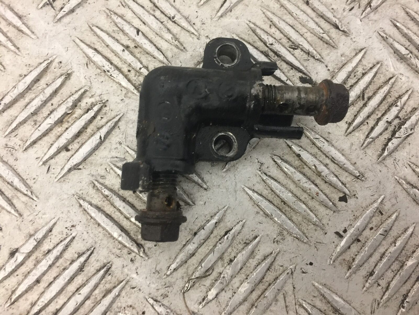 YAMAHA FJ1200 FJ 1200 BRAKE JOINER  YEAR 1988 (STOCK 653)