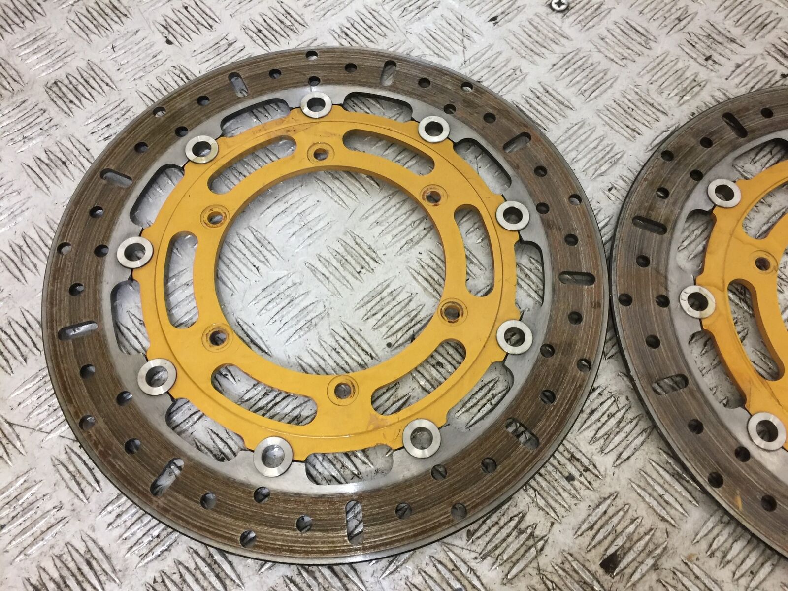 YAMAHA YZF R1 FRONT BRAKE DISCS (320 MM CONVERSION)   YEAR 1999