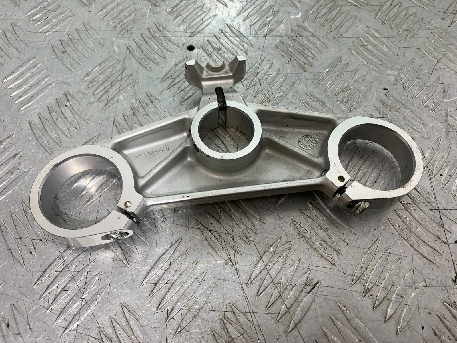 DUCATI 1198 S TOP YOKE  YEAR 2009-2011 (CMB1219)
