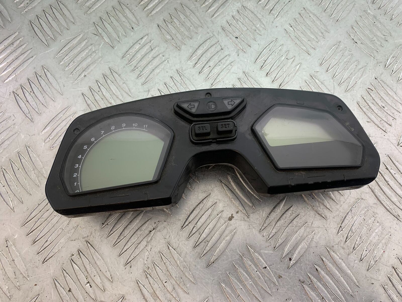 HONDA CB650 F CB 650 FA-H CLOCKS SPEEDO DASH  YEAR 2017-2019 (CMB1087)