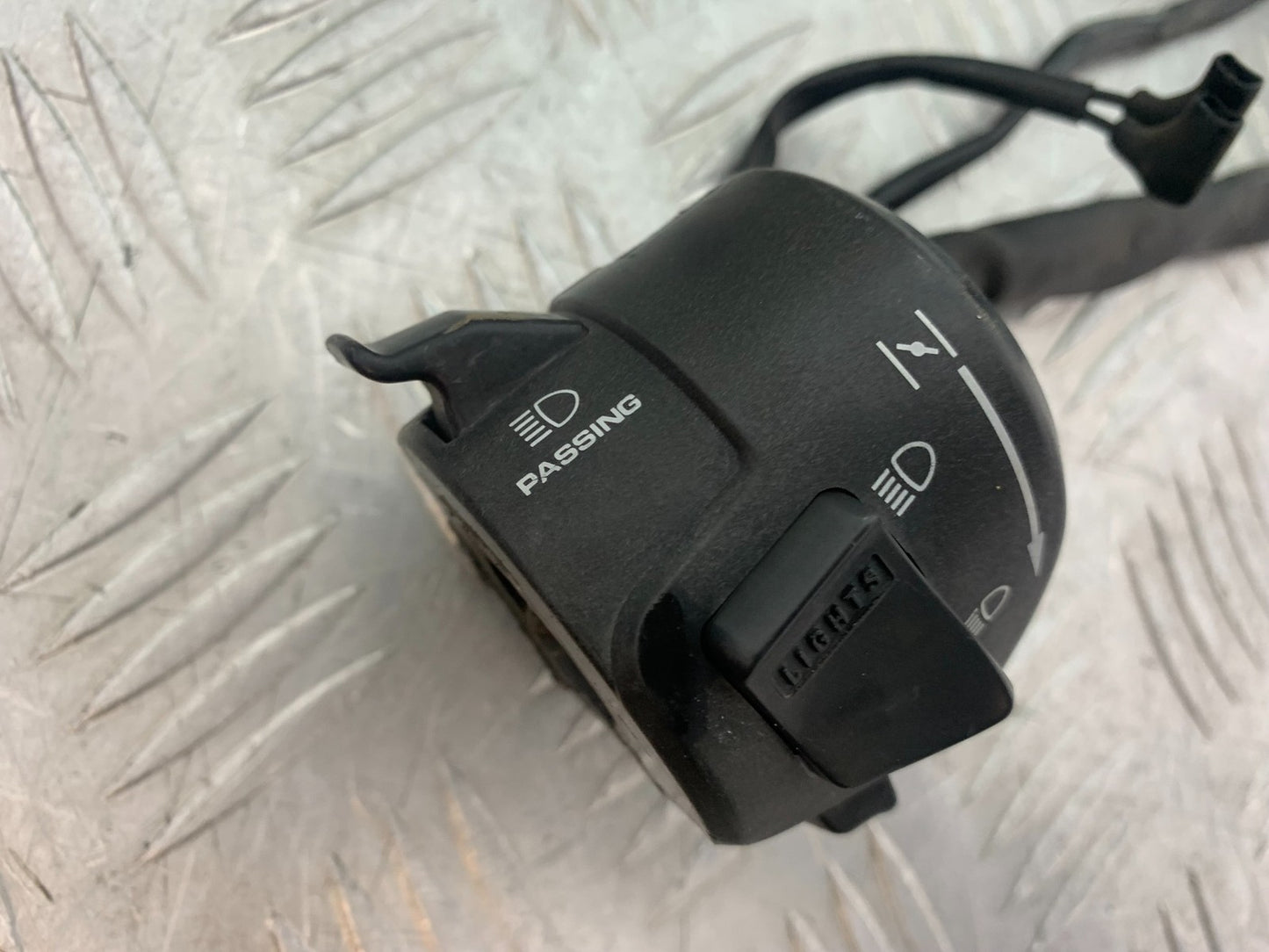 HONDA CBR600 CBR 600 FX FY LEFT SWITCH GEAR  YEAR 1999-2000 (CMB1287)