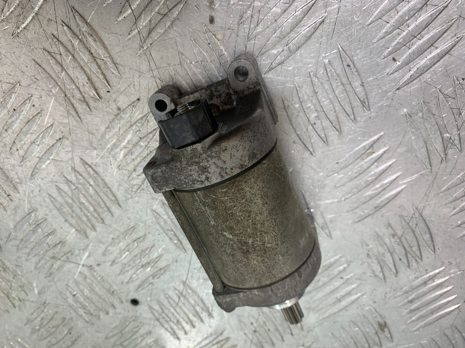 HONDA CBR1000 rr FIREBLADE STARTER MOTOR   2012-2016 (CMB1280)