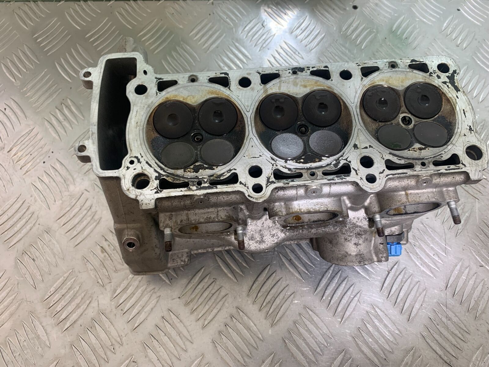 MV AGUSTA TURISMO VELOCE 800 CYLINDER HEAD AND CAMS  YEAR 2014-17 (CMB1051)