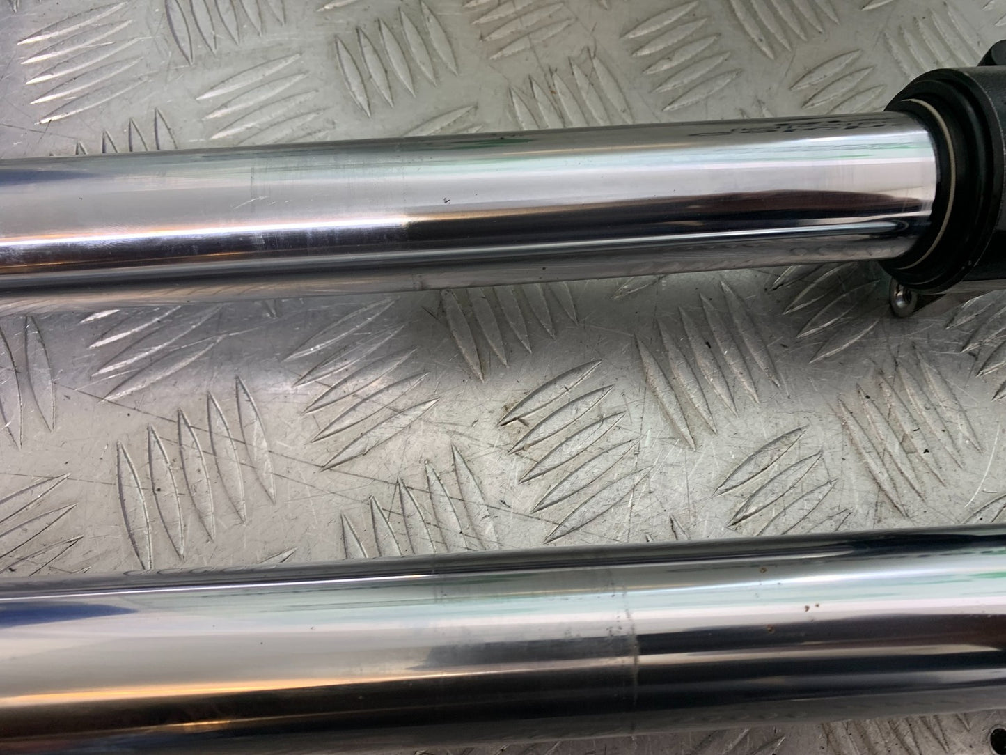 BMW F800 GT FORKS  YEAR 2013-2017 (CMB1248)
