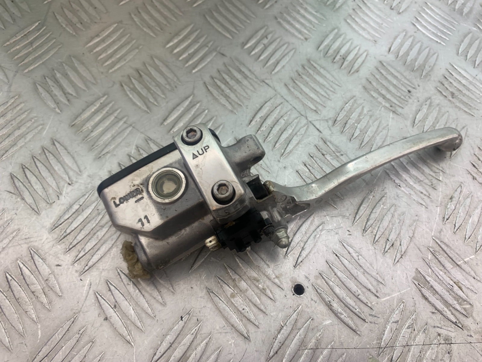 HONDA VTX1300 S-6 FRONT BRAKE MASTER CYLINDER  YEAR 2004-09 (CMB1159)