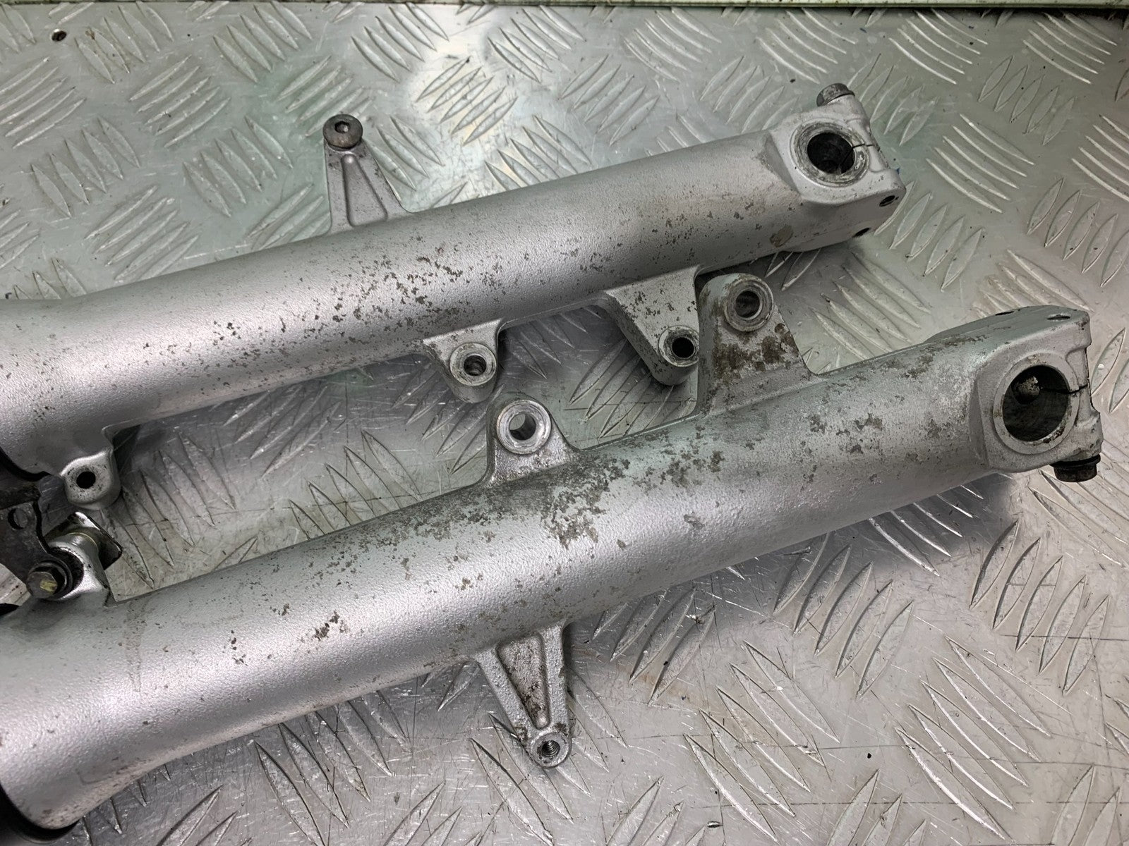 HONDA NT 700 V DEAUVILLE FORKS (BENT)  YEAR 2006-2010 (CMB1298)