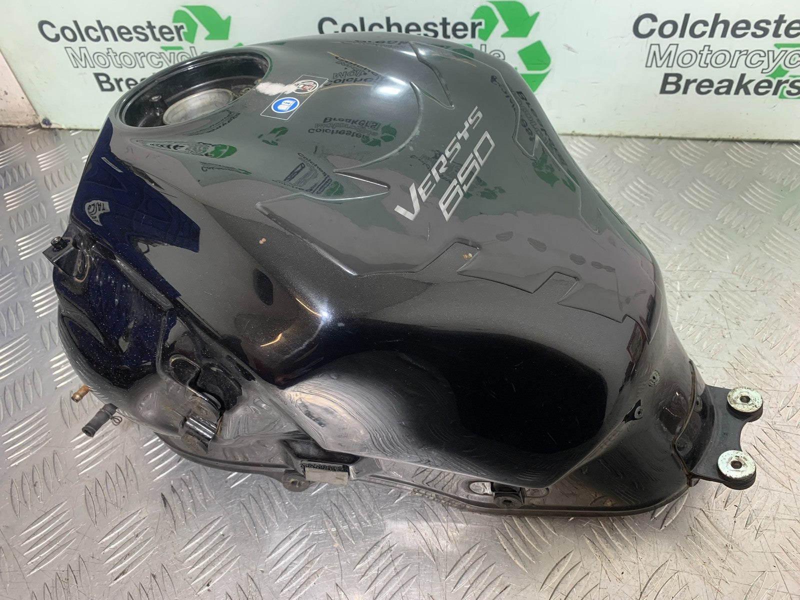 KAWASAKI 650 VERSYS REAR WHEEL  YEAR 2015-2018 (CMB1288)