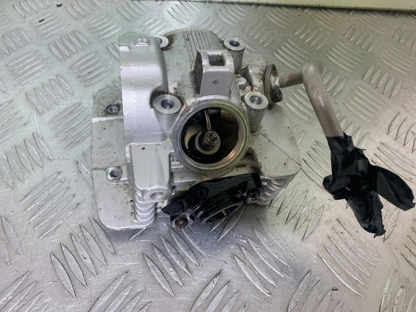 YAMAHA XT125 X XT 125 X CYLINDER HEAD  2005-2011 (CMB1097)