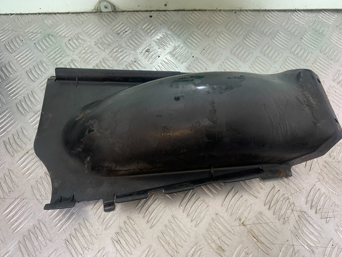 HONDA GL500 GL 500 SILVERWING INNER MUDGUARD  YEAR 1981-82  (CMB1168)