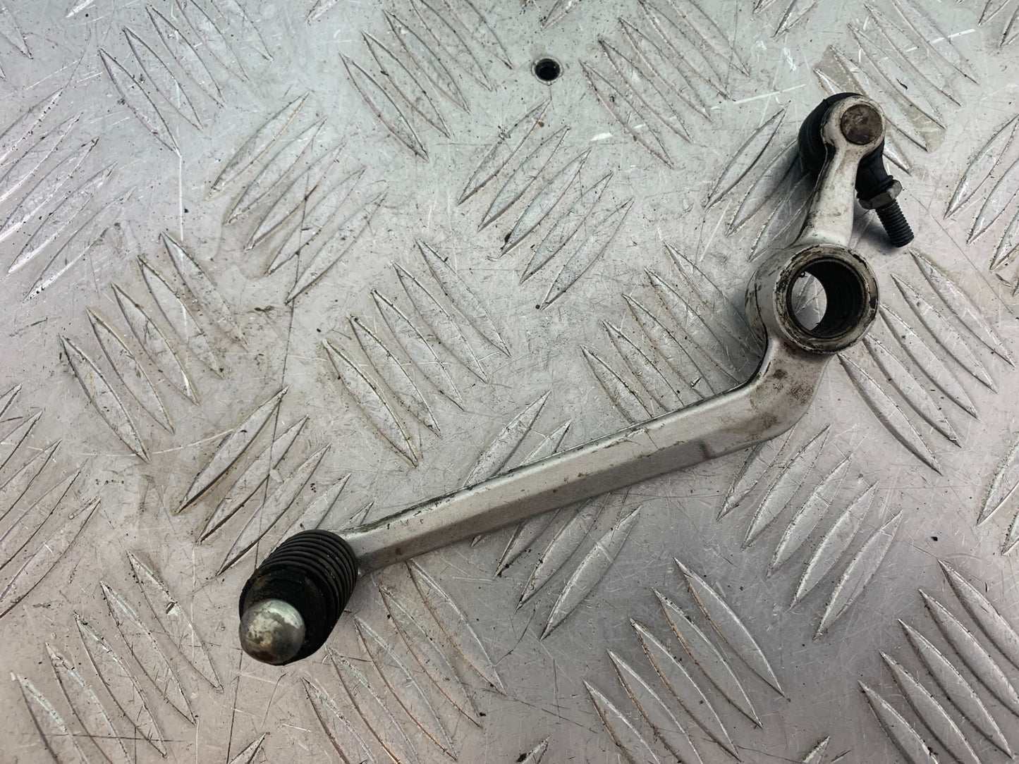 YAMAHA YZF R1 GEAR LEVER   YEAR 2004-2006 (CMB1155)