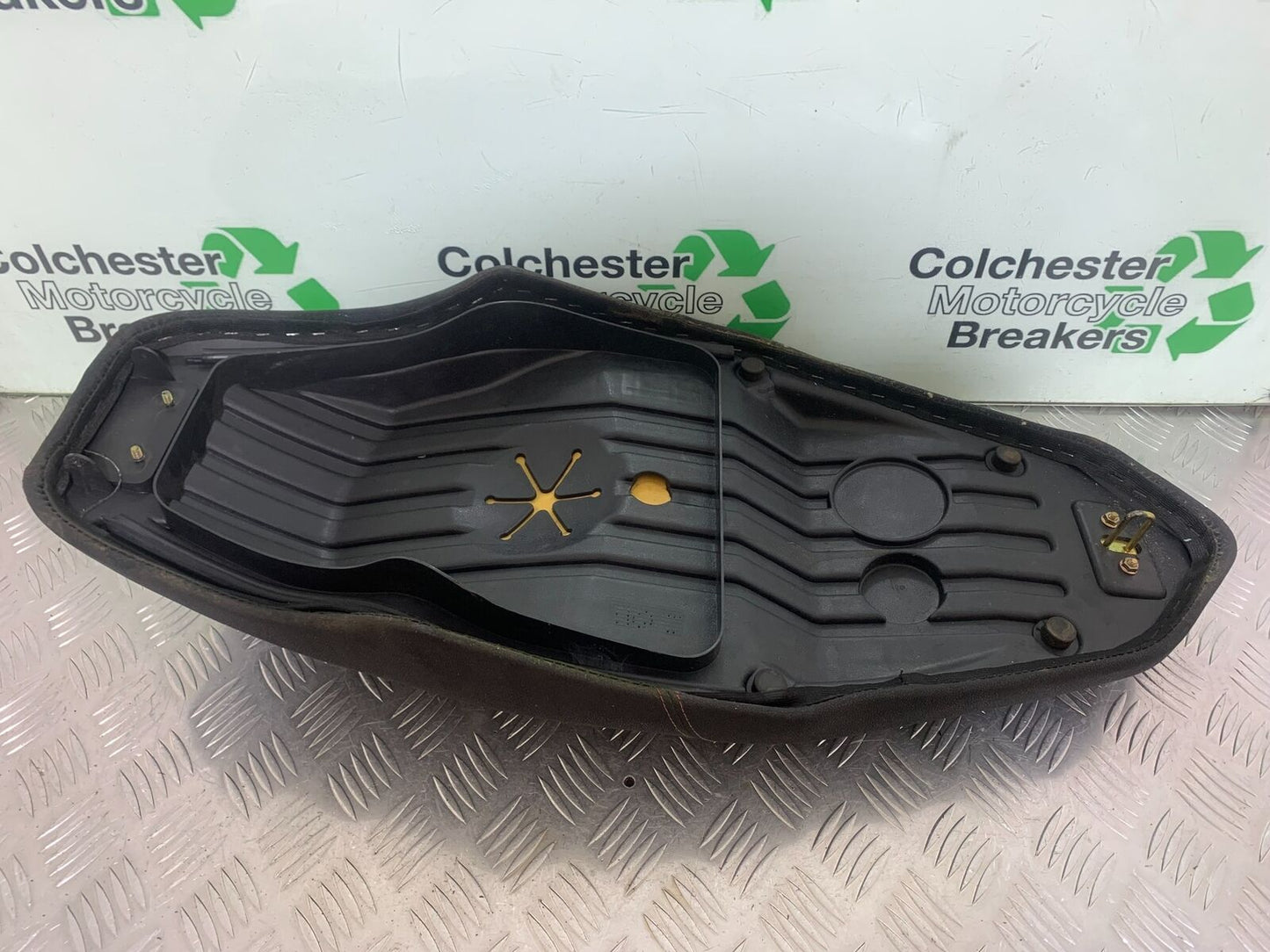NECO GPX125 SEAT YEAR 2016-2021(CMB1052)