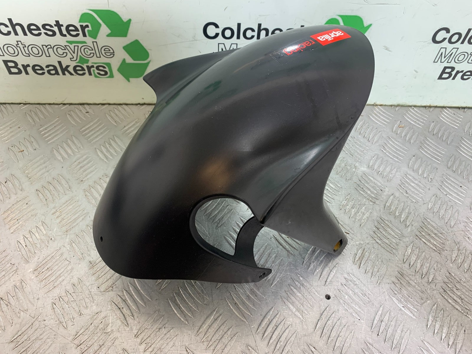 APRILIA TUONO 1000 V4R FRONT MUDGUARD  YEAR 2011-13  (CMB1316)