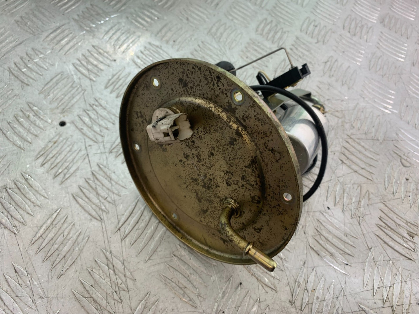 TRIUMPH 1050 SPEED TRIPLE PETROL PUMP YEAR 2005-2007 (CMB1322)