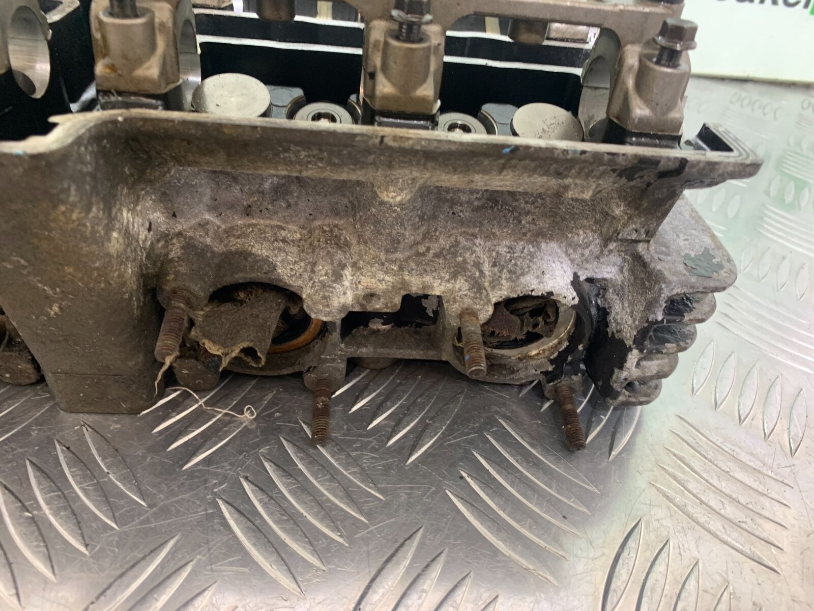 YAMAHA FZS600 FAZER 600 CYLINDER HEAD YEAR 1998-2001 (STOCK 958)