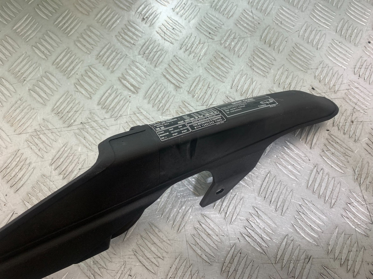 HONDA XL125 VARADERO CHAIN GUARD  YEAR 2001-2006  (CMB1210)