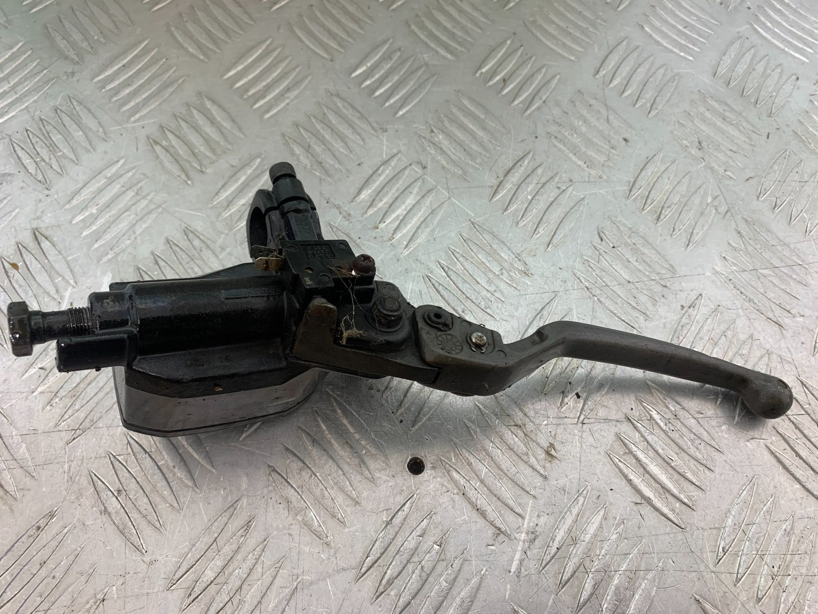 HONDA NT650 V DEAUVILLE FRONT MASTER CYLINDER YEAR 1999 (CMB1268)