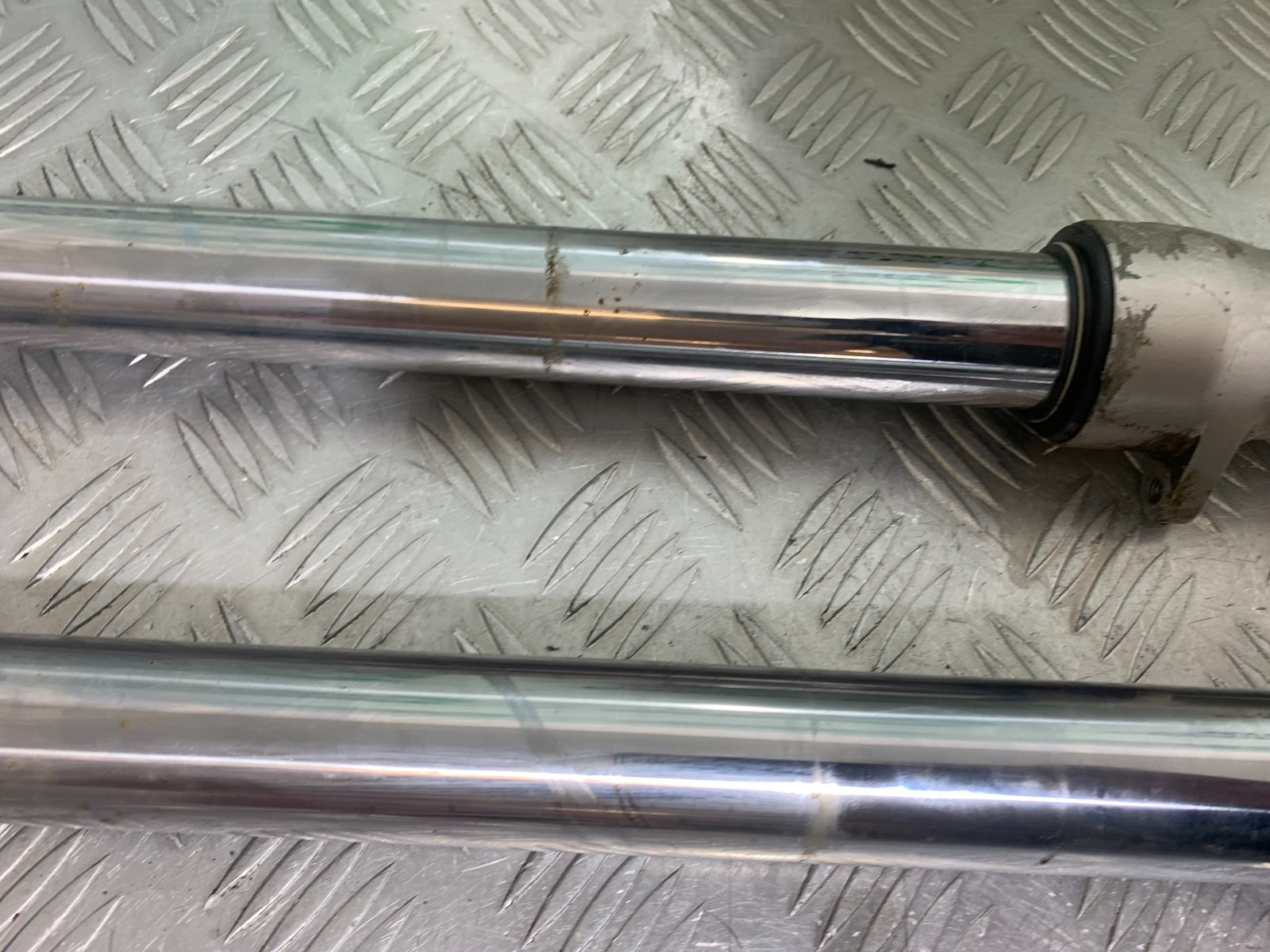 SUZUKI GSF1200  GSF 1200 BANDIT FORKS  YEAR 1997-2000 (CMB1149)
