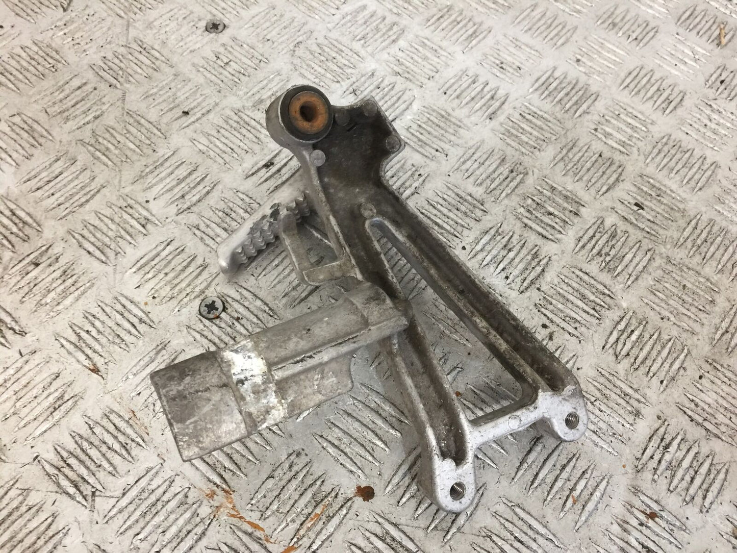 HONDA CBR600 CBR 600 RIGHT REAR HANGER  YEAR 1997-98 (STOCK 892)