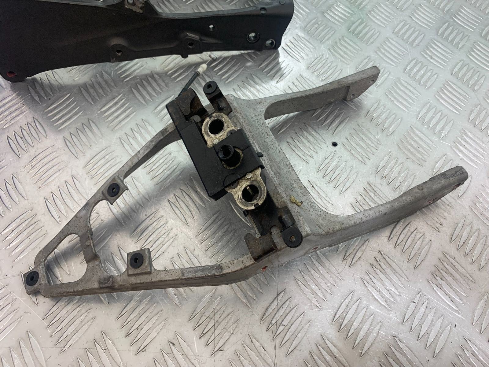 KAWASAKI ZX6R REAR SUBFRAME  YEAR 2009-2012 (CMB1136)