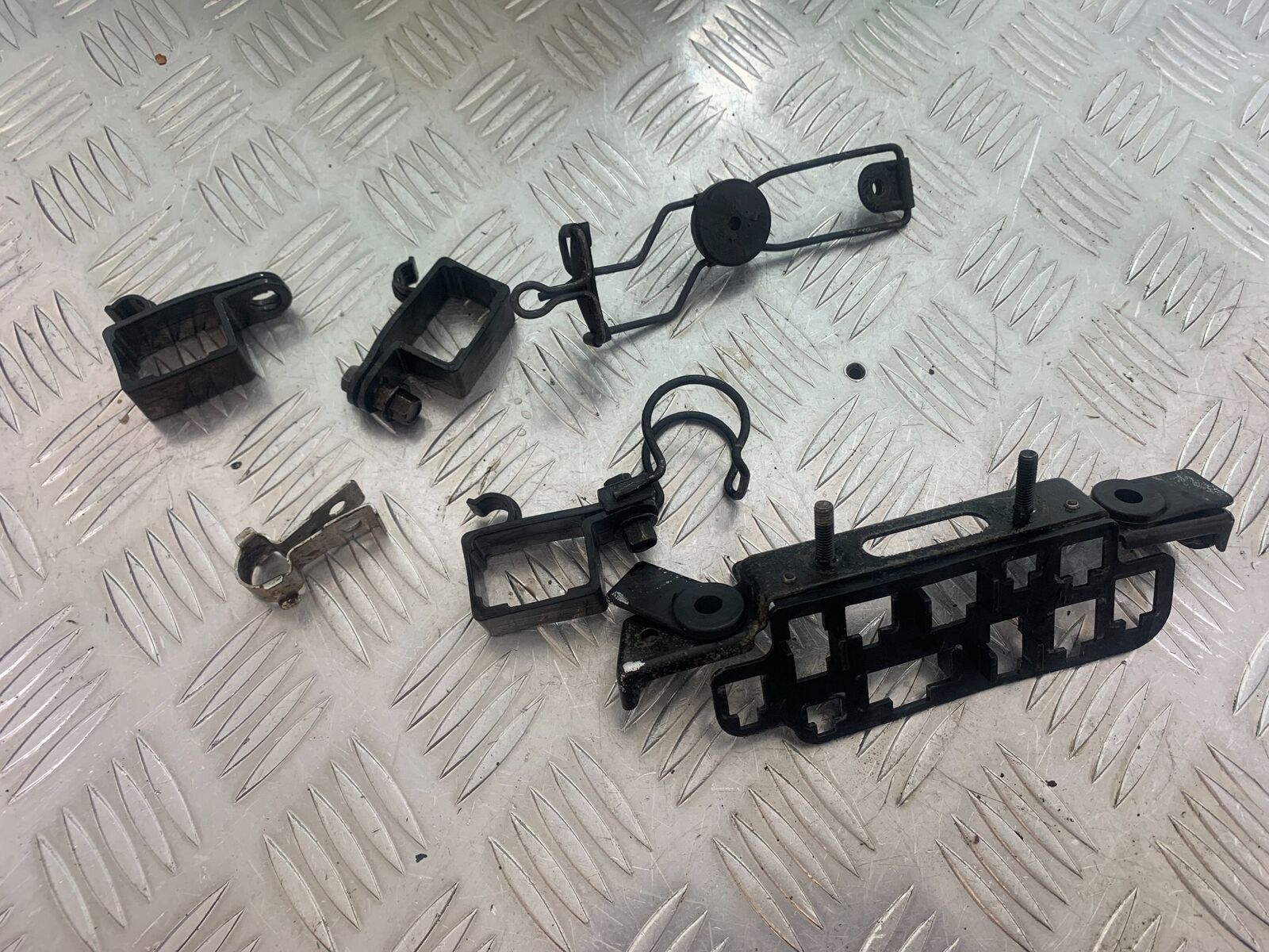 HONDA VFR400 VFR 400 NC21 FRAME BRACKETS YEAR 1986-87 (CMB1043)
