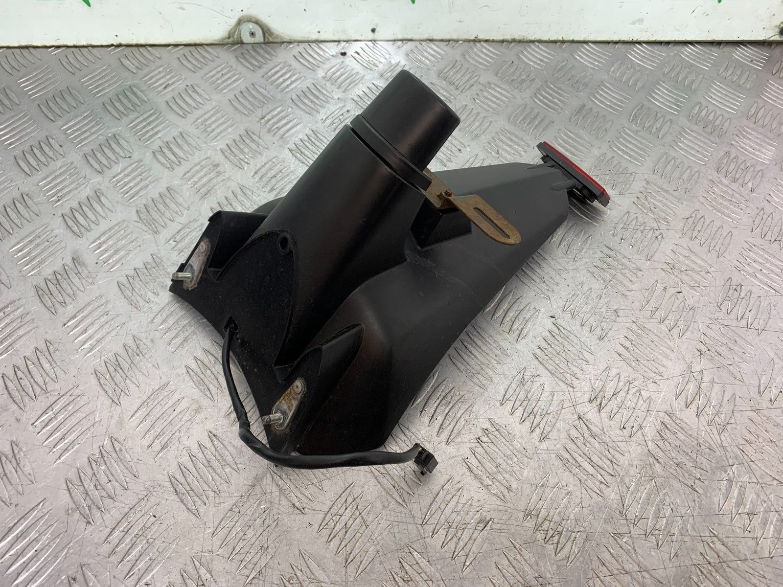 KAWASAKI GTR1400 GTR 1400 REAR MUDGUARD YEAR 2007-2009 (CMB1306)