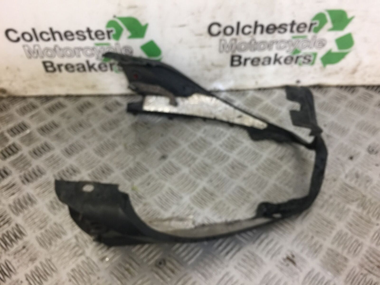 YAMAHA FZ6 S2 SILENCER INFILL PANEL  YEAR 2007 (STOCK 547)