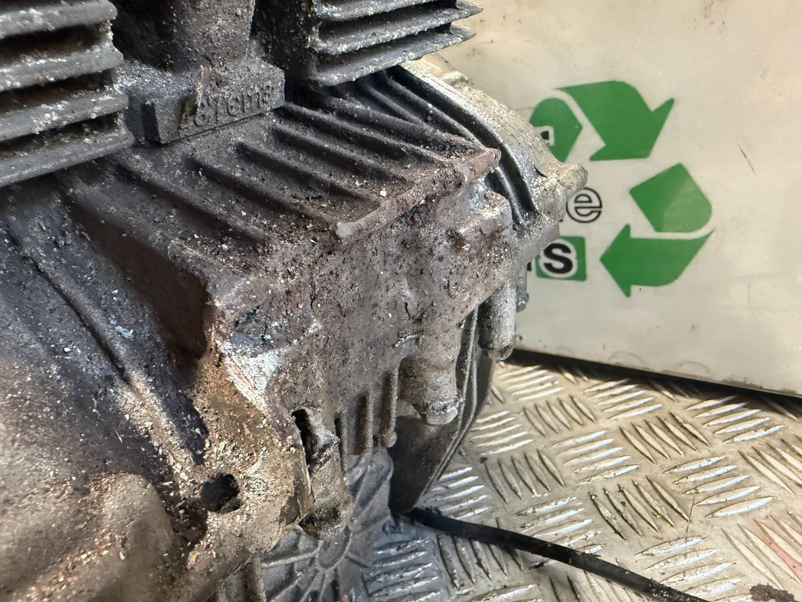 SUZUKI GS500 GS 500 K3 ENGINE YEAR 2001-2008 (CMB1254)