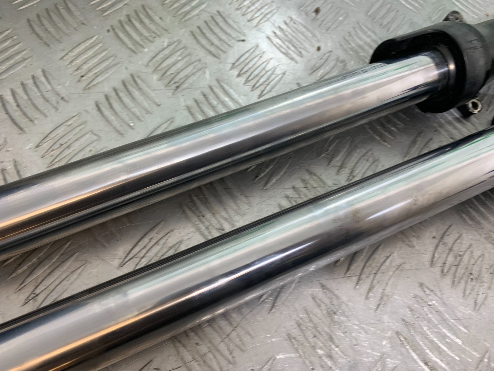 HONDA CBF600 CBF 600 FORKS  YEAR 2004-07  (CMB1305)
