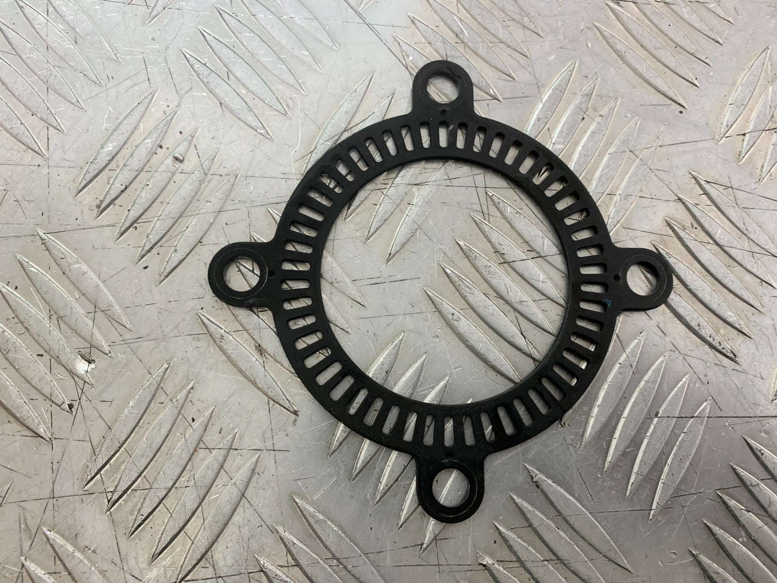 TRIUMPH TRIDENT 660 REAR ABS RING GEAR   YEAR 2021-2024 (CMB1295)