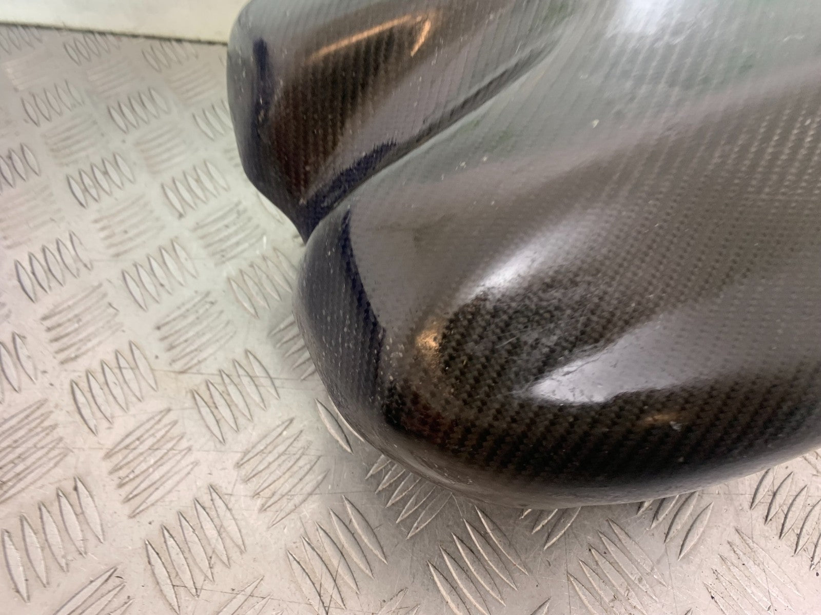 DUCATI 996 SPS 748 916 998 PETROL TANK (CARBON COVER)  1999-2000 (CMB1209)
