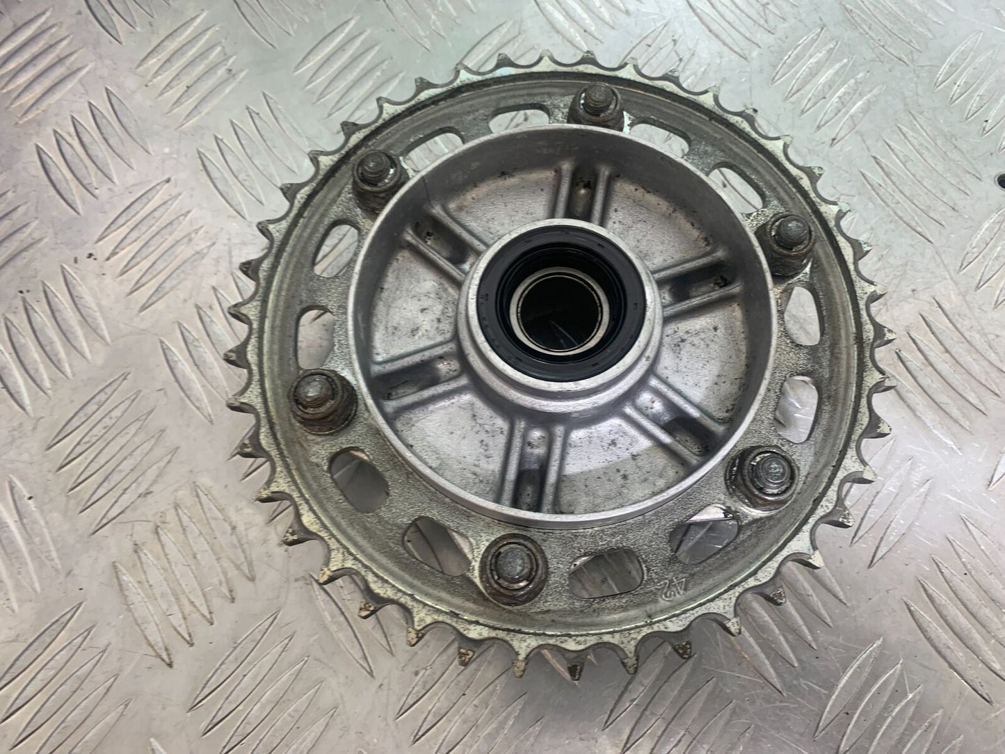 HONDA CBR 929 RRY FIREBLADE REAR SPROCKET CARRIER  YEAR 2000-01 (CMB1026)