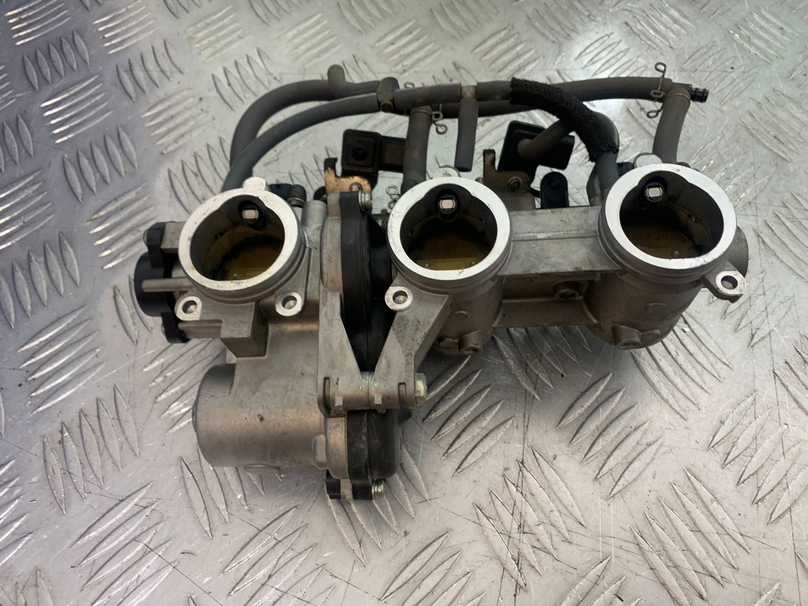 YAMAHA XSR900 XSR 900 THROTTLE BODIES YEAR 2022-2024 (CMB1215)
