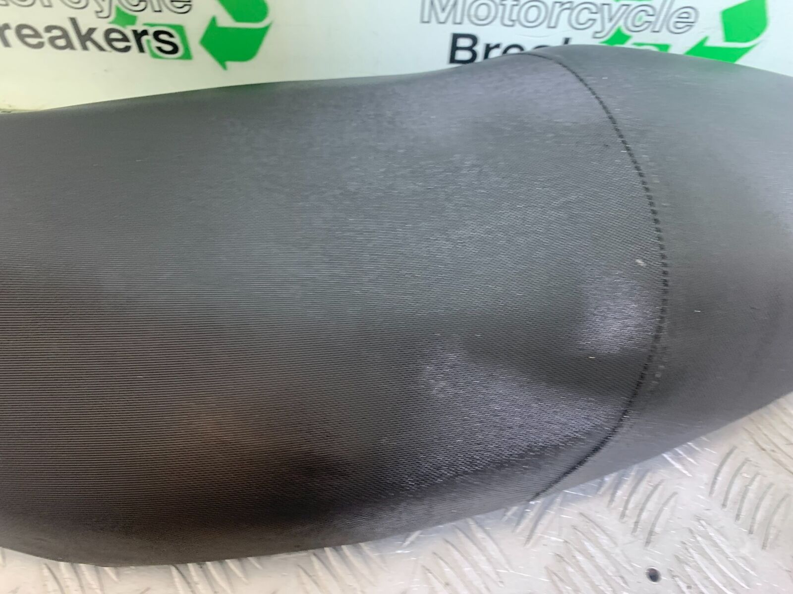 LEXMOTO MATADOR 125 JJ125T-17 SEAT   (CMB1115)