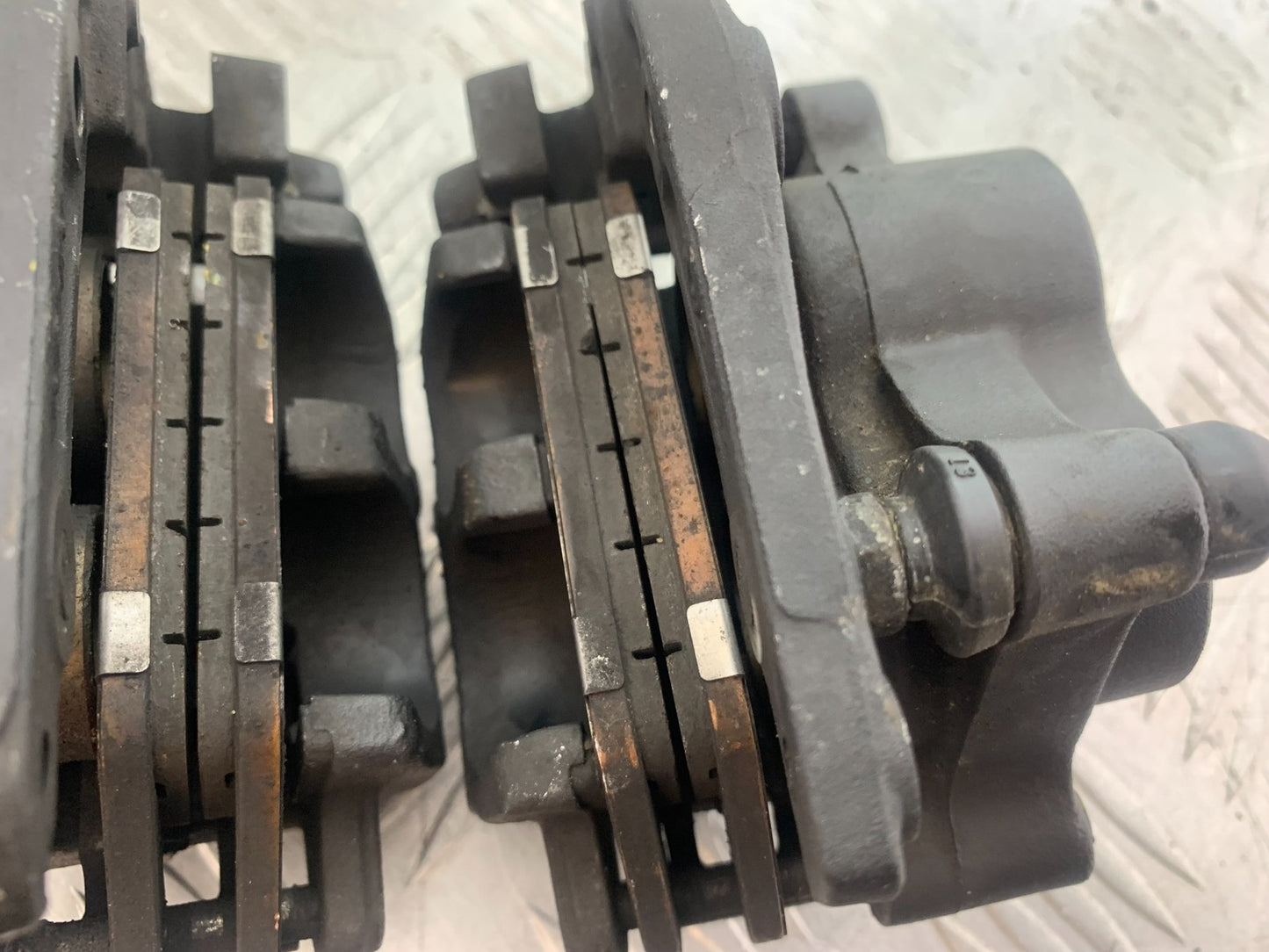 TRIUMPH 675 STREET TRIPLE FRONT CALIPERS    2013-2016 (CMB1186)