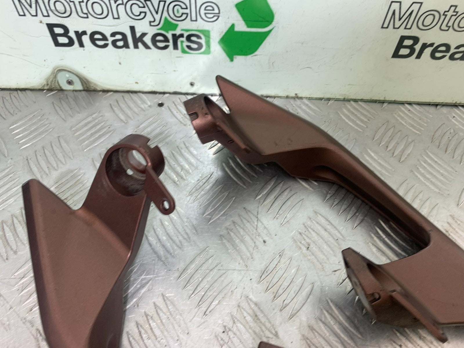 YAMAHA XMAX 300 GRAB RAILS YEAR 2017-2020 (CMB1218)