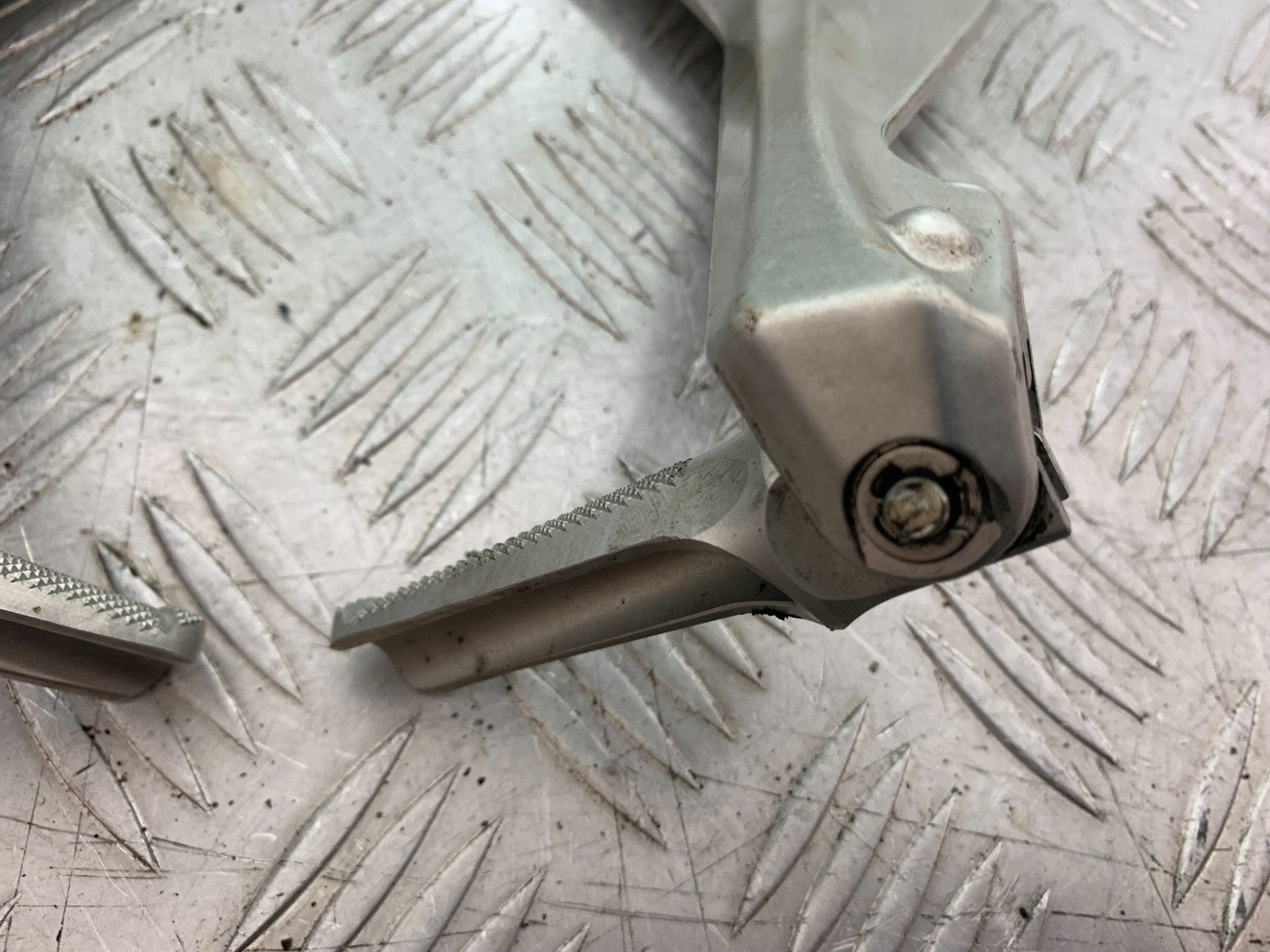 DUCATI 1299 PANIGALE REAR HANGERS AND PEGS   YEAR 2016 (CMB 1187)